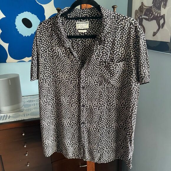 Women's Soft Draped Rayon Black & White Micro Floral Button Up Blouse size XL - Picture 2 of 9